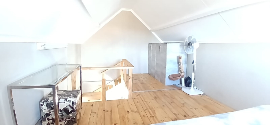 5 Bedroom Property for Sale in Hospitaalheuwel Free State